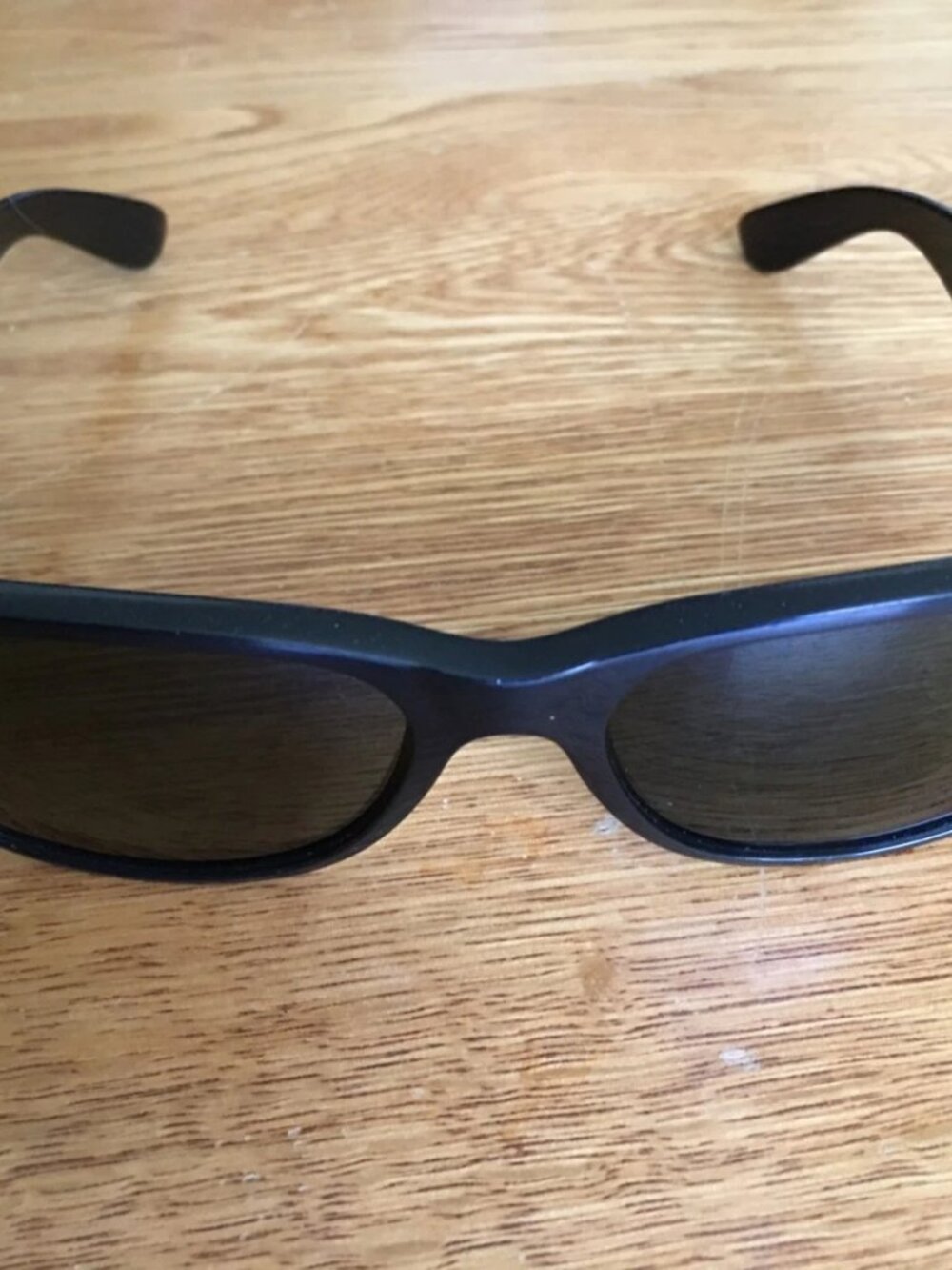 Ray-Ban Unisex Wayfarer Sunglasses RB2132 Black Frames